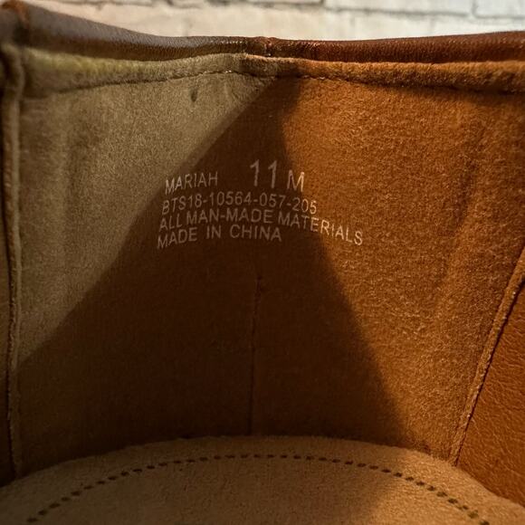 Baretraps Women’s Brown Flats with Memory Foam, Size 11, Pre-owned - Picture 7 of 8